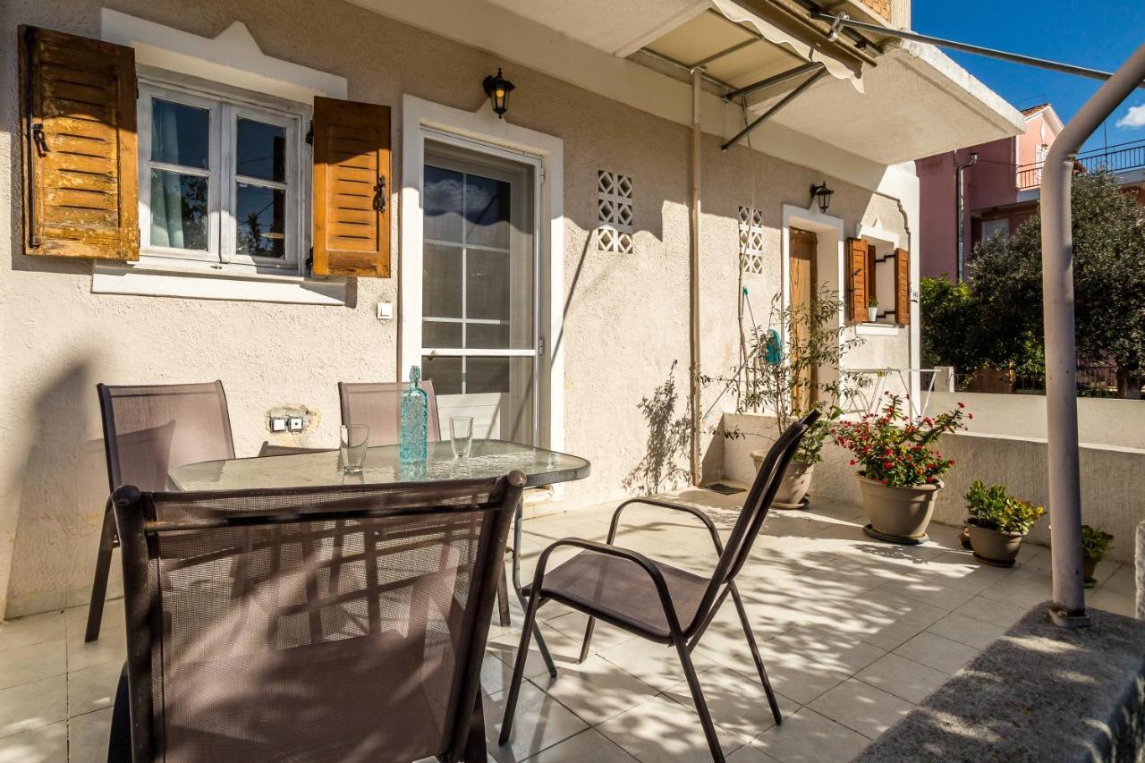 Sunny Sofi Apartament *