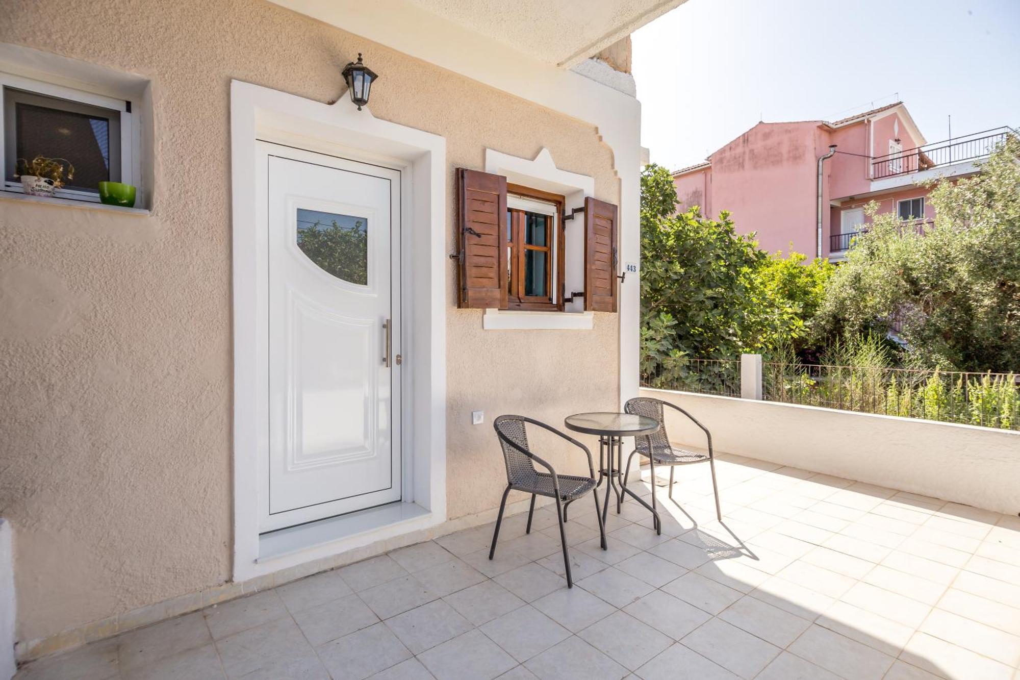 Sunny Sofi Apartament *